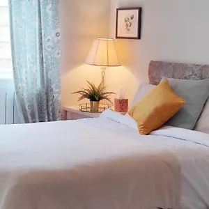  Appartement Butterfly - Entire Within 5km Of